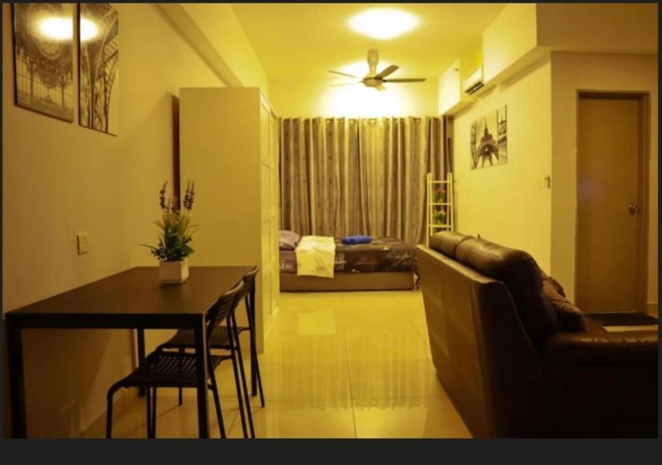 Studio, Cyberjaya, Netflix, Wifi, Free Parking, 3030 Ngoại thất bức ảnh